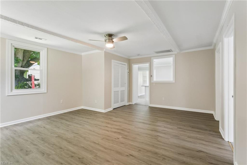 Photo 20 of 32 residential for sale in Hampton virginia