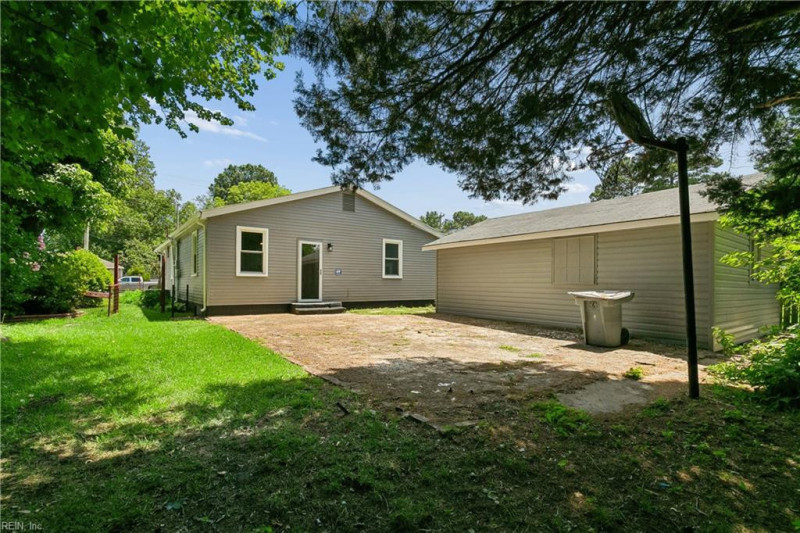 Photo 28 of 32 residential for sale in Hampton virginia