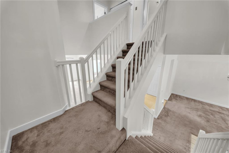 Photo 18 of 33 residential for sale in Hampton virginia