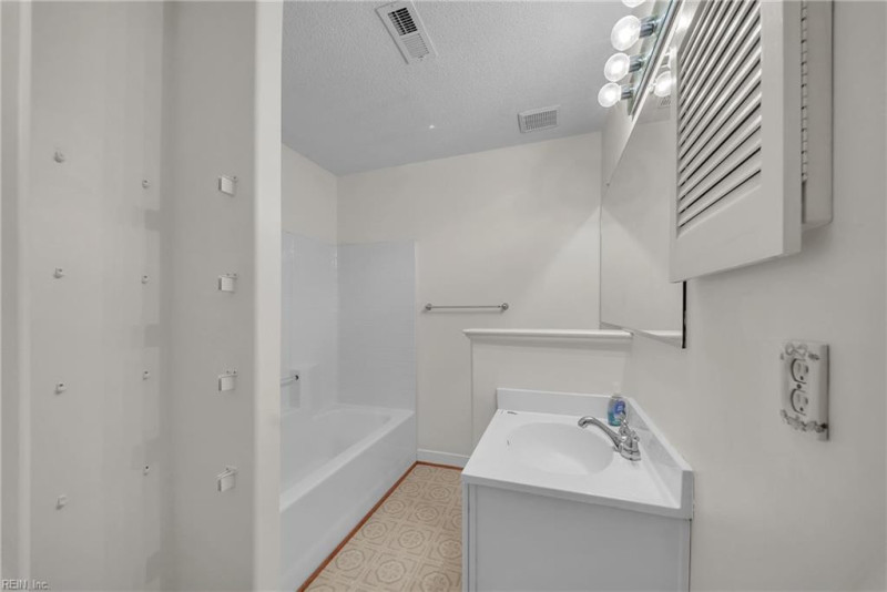 Photo 31 of 33 residential for sale in Hampton virginia