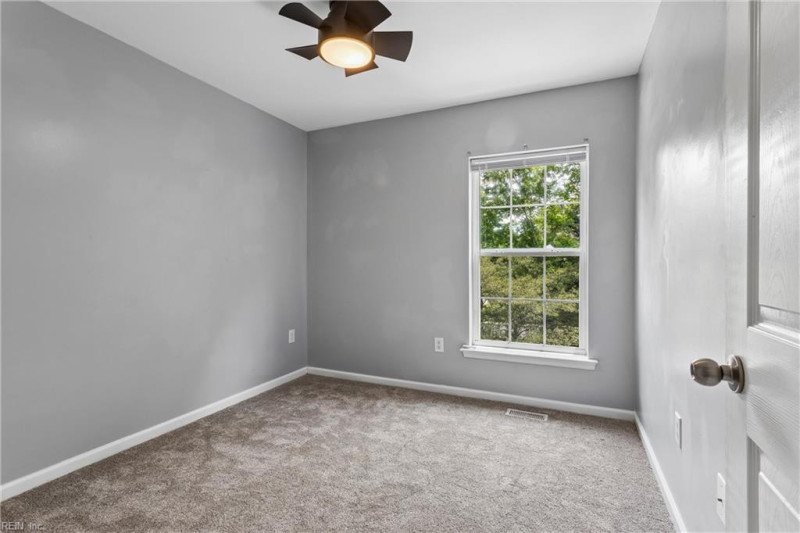 Photo 31 of 41 residential for sale in James City County virginia