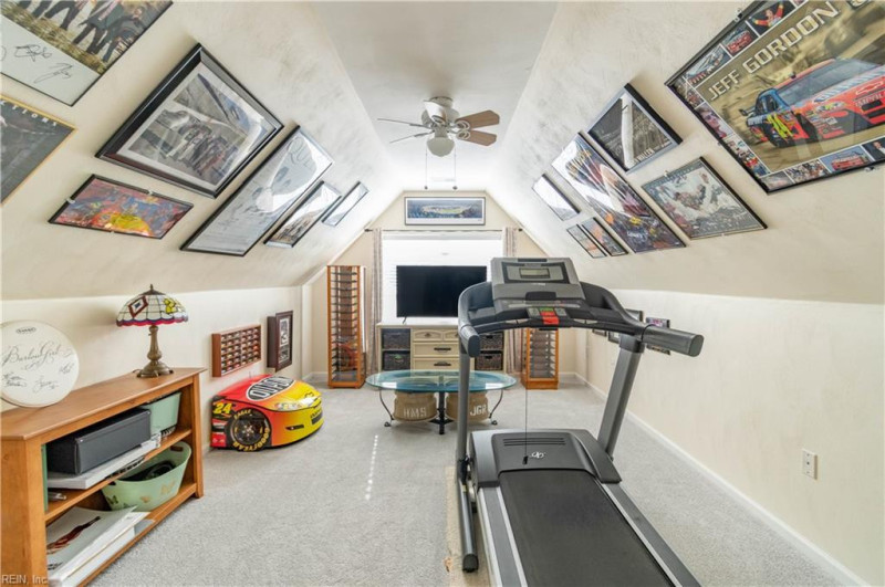 Photo 22 of 32 residential for sale in Suffolk virginia