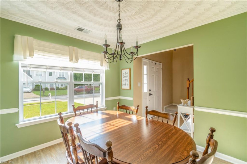 Photo 6 of 32 residential for sale in Suffolk virginia