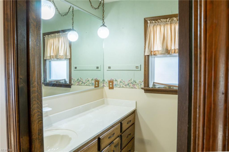 Photo 12 of 21 residential for sale in Hampton virginia