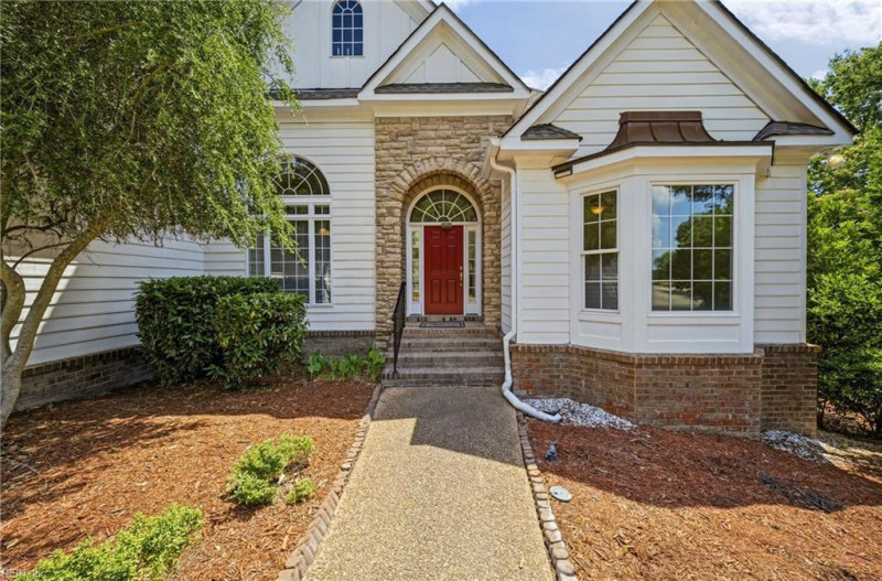 Photo 3 of 50 residential for sale in Isle of Wight County virginia