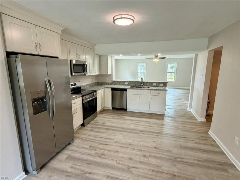 Photo 8 of 32 residential for sale in Virginia Beach virginia Photo 8 of 32 residential for sale in Virginia Beach virginia