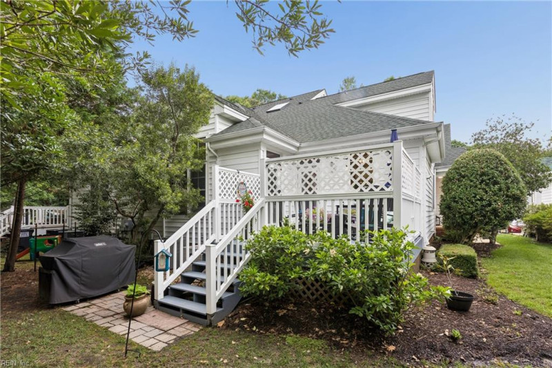 Photo 41 of 51 residential for sale in James City County virginia
