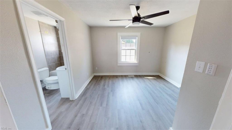 Photo 15 of 47 residential for sale in Suffolk virginia
