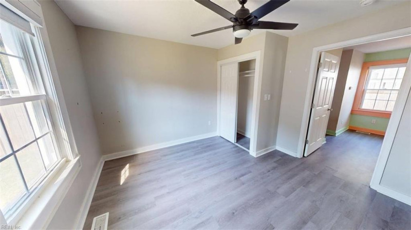 Photo 16 of 47 residential for sale in Suffolk virginia