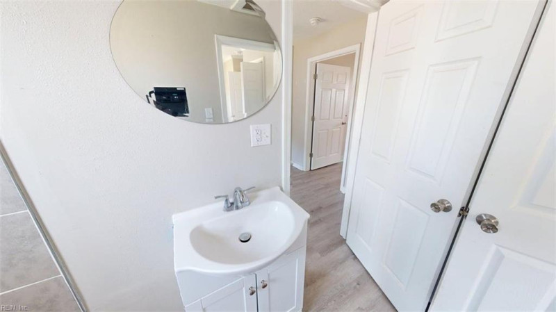 Photo 20 of 47 residential for sale in Suffolk virginia