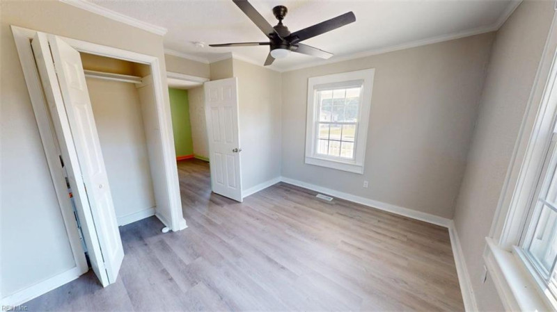 Photo 21 of 47 residential for sale in Suffolk virginia