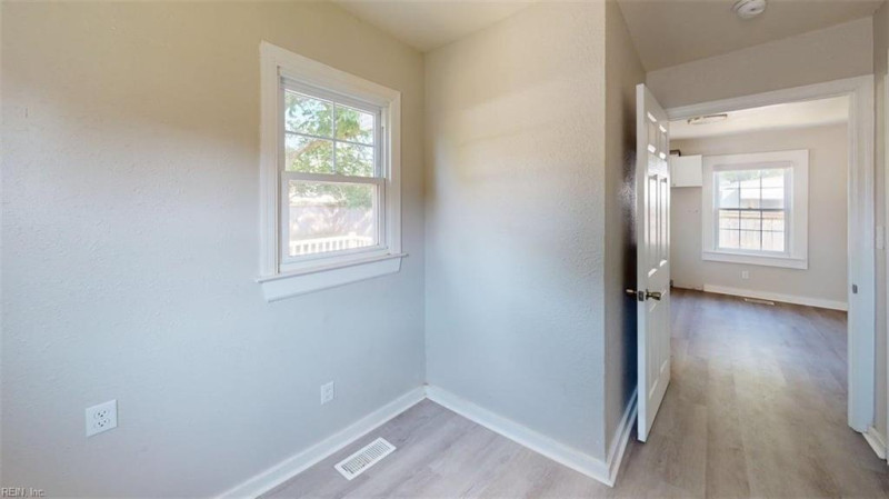 Photo 28 of 47 residential for sale in Suffolk virginia