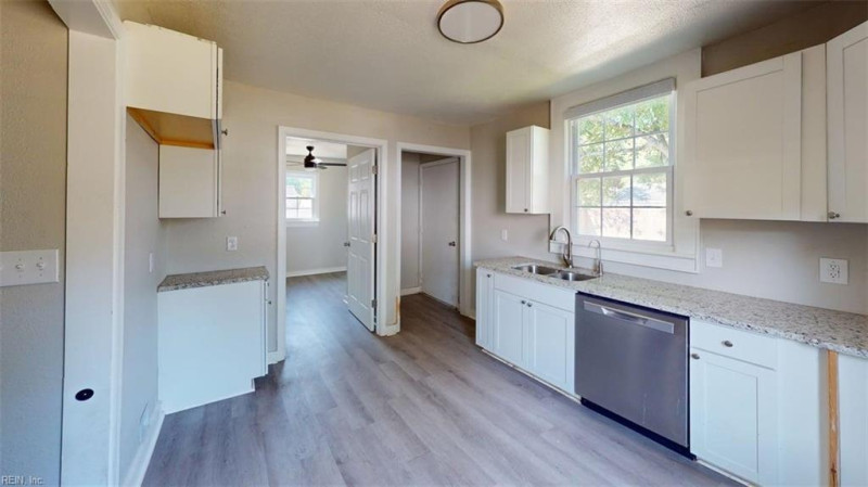 Photo 31 of 47 residential for sale in Suffolk virginia