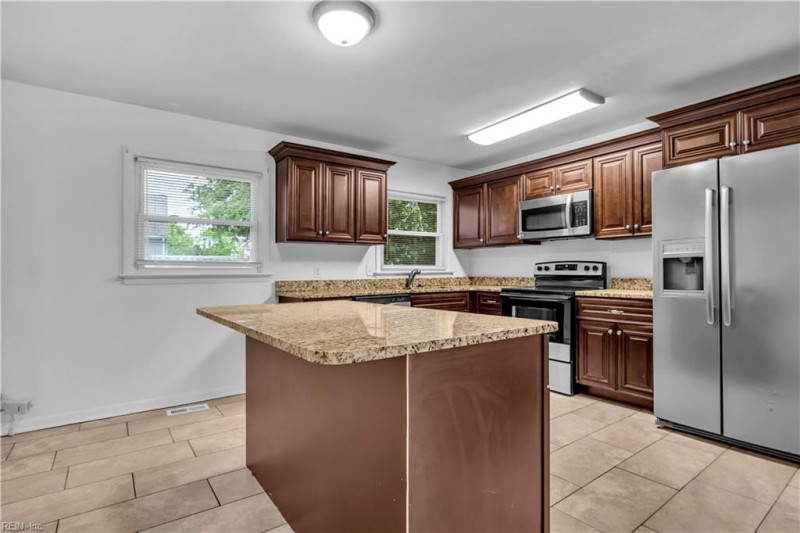 Photo 2 of 13 residential for sale in Hampton virginia