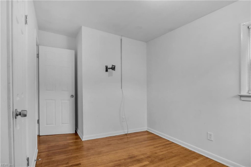 Photo 9 of 13 residential for sale in Hampton virginia