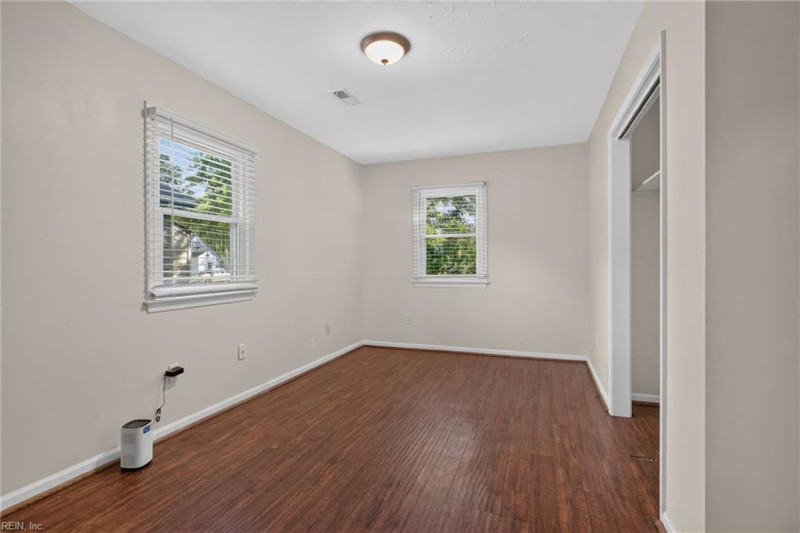 Photo 13 of 30 residential for sale in Hampton virginia