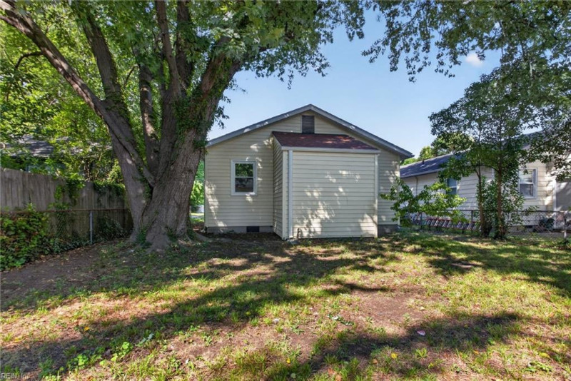 Photo 22 of 30 residential for sale in Hampton virginia