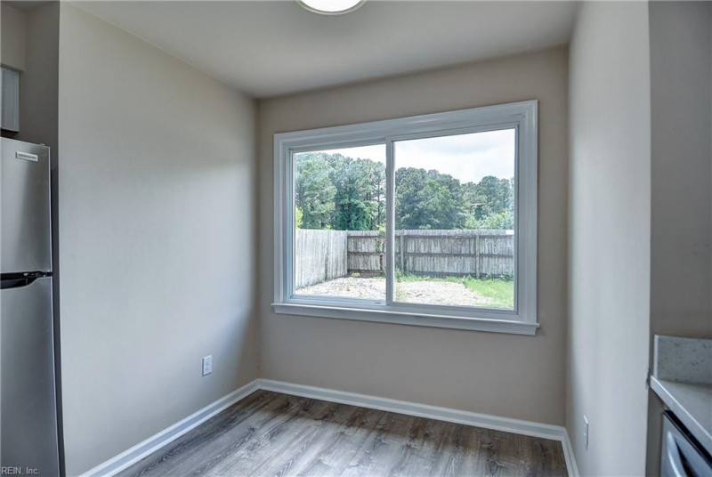 Photo 15 of 41 residential for sale in Virginia Beach virginia