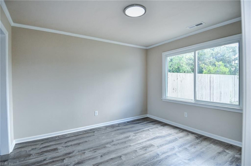 Photo 19 of 41 residential for sale in Virginia Beach virginia