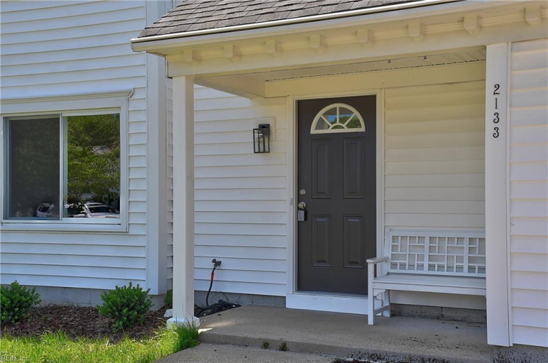 Photo 2 of 41 residential for sale in Virginia Beach virginia