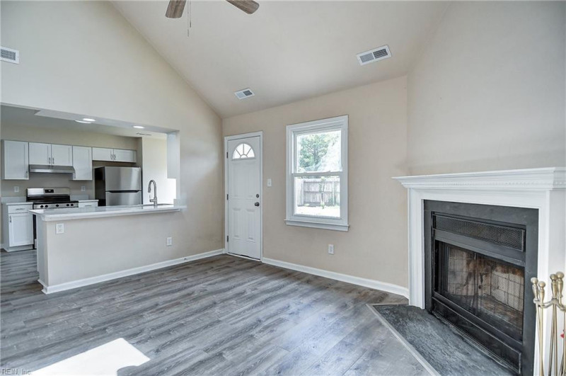 Photo 23 of 41 residential for sale in Virginia Beach virginia