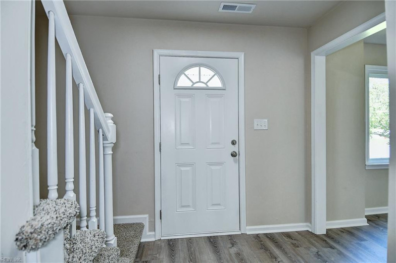 Photo 3 of 41 residential for sale in Virginia Beach virginia