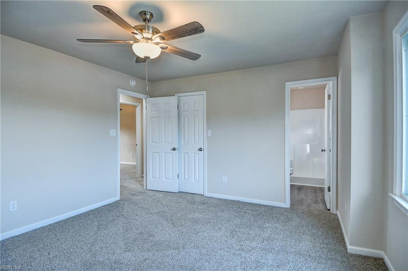Photo 33 of 41 residential for sale in Virginia Beach virginia
