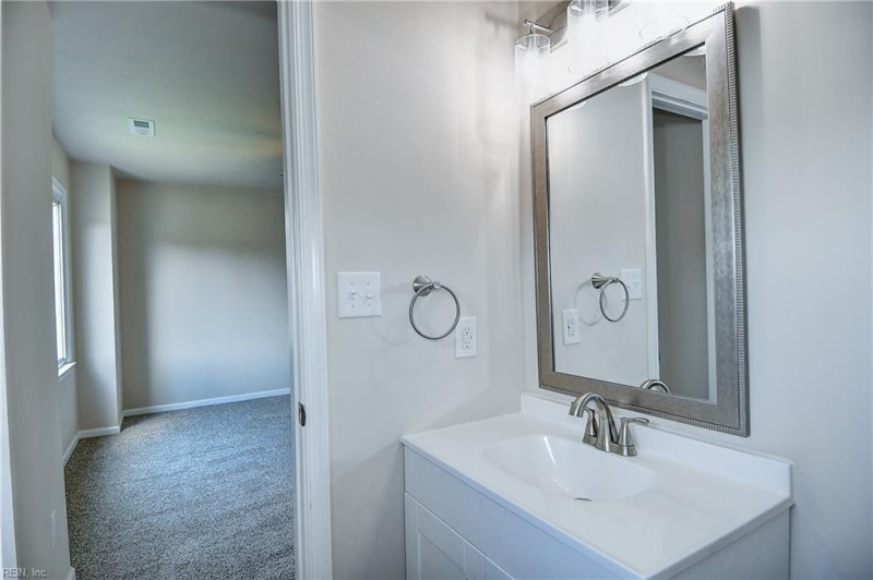 Photo 35 of 41 residential for sale in Virginia Beach virginia
