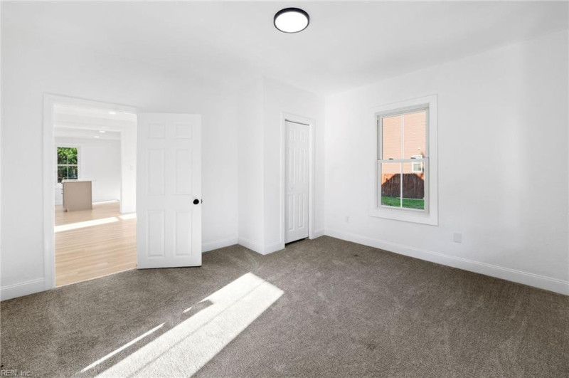 Photo 11 of 36 residential for sale in Norfolk virginia