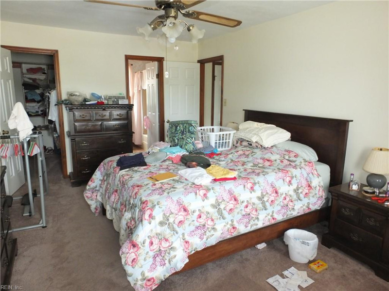 Photo 14 of 24 residential for sale in Virginia Beach virginia