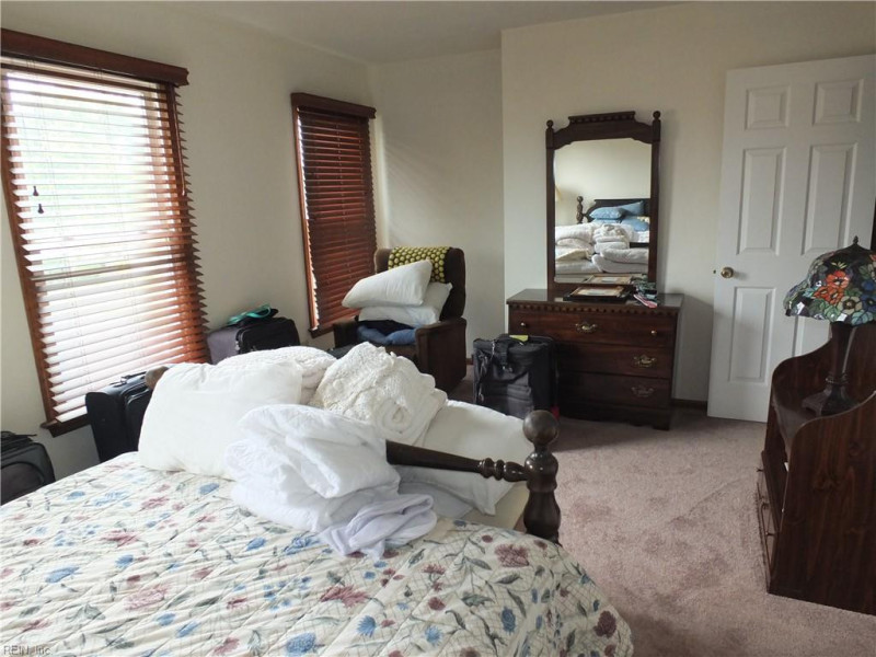 Photo 17 of 24 residential for sale in Virginia Beach virginia