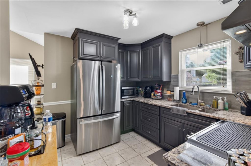 Photo 9 of 19 residential for sale in Newport News virginia