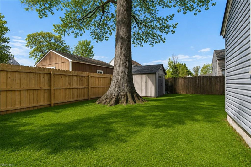Photo 4 of 14 residential for sale in Chesapeake virginia Photo 4 of 14 residential for sale in Chesapeake virginia