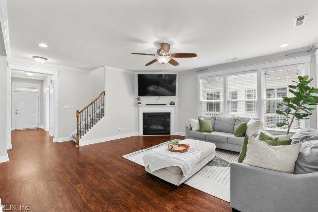 Photo 2 of 28 residential for sale in Chesapeake virginia