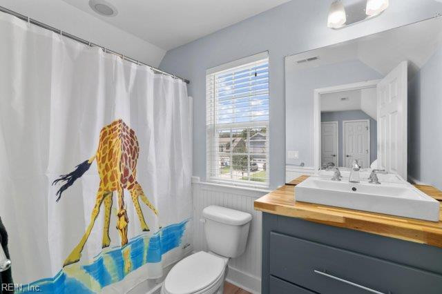 Photo 26 of 28 residential for sale in Chesapeake virginia