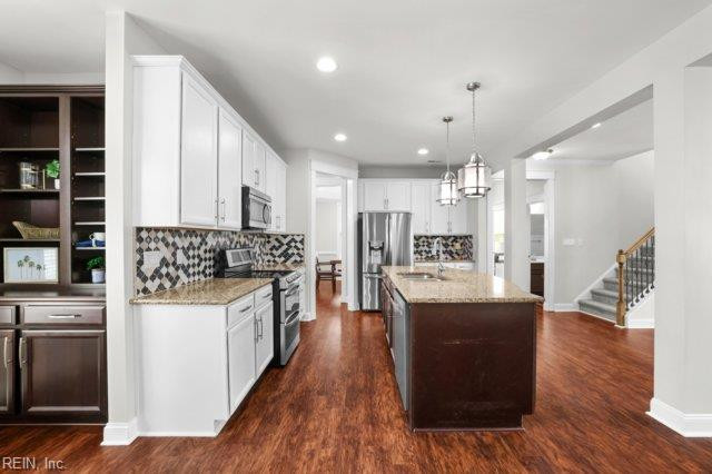 Photo 5 of 28 residential for sale in Chesapeake virginia