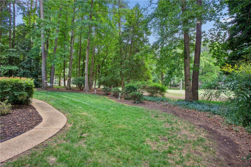 Photo 45 of 50 residential for sale in James City County virginia