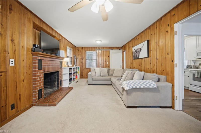 Photo 10 of 44 residential for sale in Norfolk virginia
