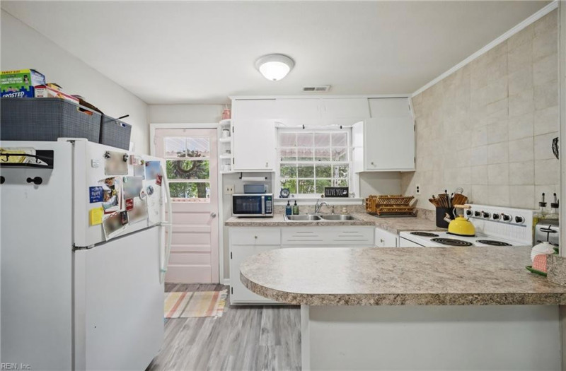Photo 22 of 44 residential for sale in Norfolk virginia