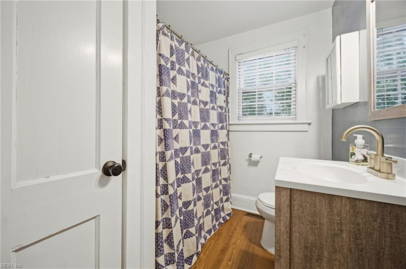 Photo 30 of 44 residential for sale in Norfolk virginia
