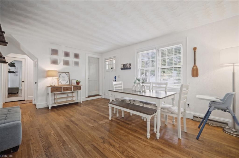 Photo 4 of 44 residential for sale in Norfolk virginia