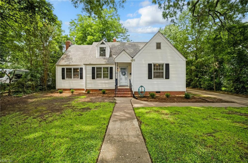 Photo 40 of 44 residential for sale in Norfolk virginia