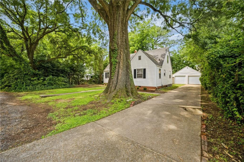 Photo 41 of 44 residential for sale in Norfolk virginia