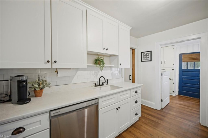 Photo 5 of 44 residential for sale in Norfolk virginia