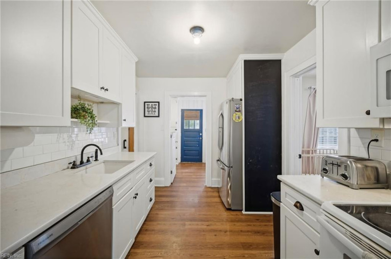 Photo 7 of 44 residential for sale in Norfolk virginia