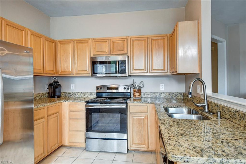 Photo 14 of 43 residential for sale in Virginia Beach virginia