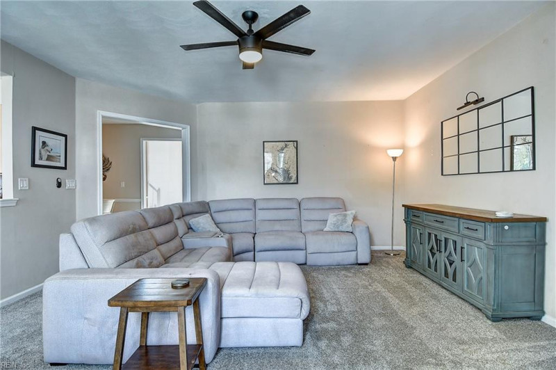 Photo 9 of 43 residential for sale in Virginia Beach virginia