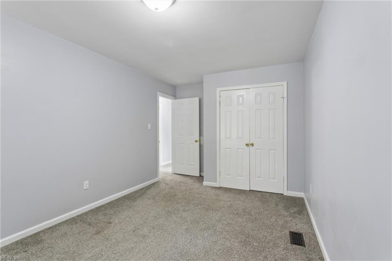 Photo 15 of 23 residential for sale in Newport News virginia