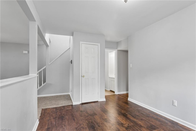 Photo 5 of 23 residential for sale in Newport News virginia