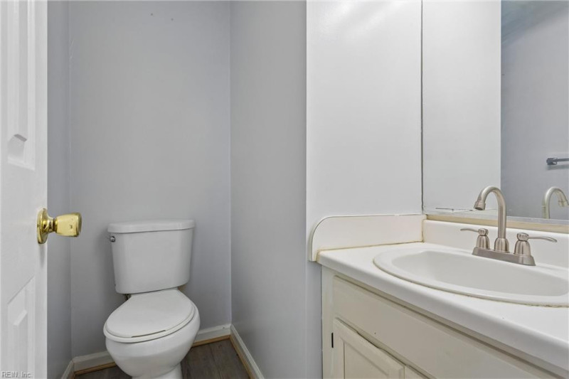 Photo 6 of 23 residential for sale in Newport News virginia